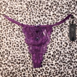 2014 Victoria's Secret VS Designer Collection Plum Purple Thong Panty, Sz M, NWT